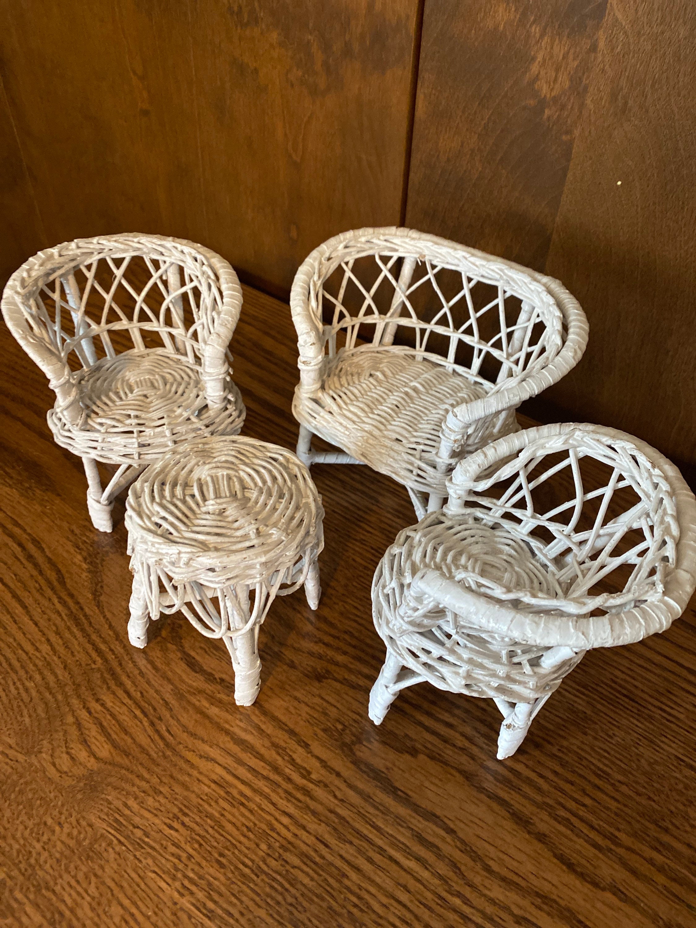 Barbie wicker furniture top