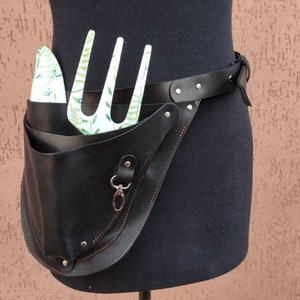 Leather Florist tool belt with pocket, Universal belt for tools