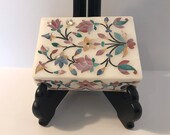 White Marble and Inlay Mother of Pearl Tricket Box Mother if Pearl Inlay Jewelry Box Marble Ring Box Flower Inlay Design Box