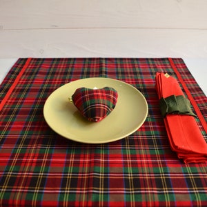Tartan table runner, table runner, Christmas table runner, plaid table runner, plaid, table guide, red and natural, table runner set