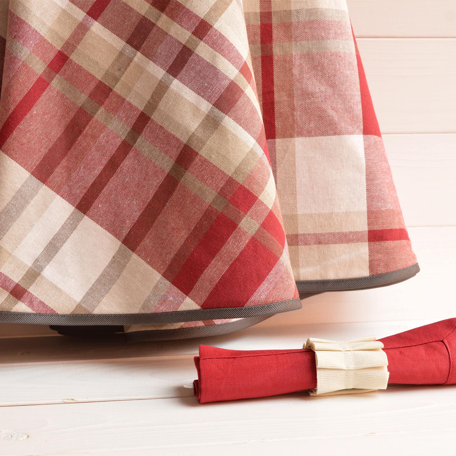 Tovaglia Tonda RONGER In Misto Cotone Con Frange - Diametro 100 Cm - Grigio Chiaro Elegante Per Tavolo Da Cucina