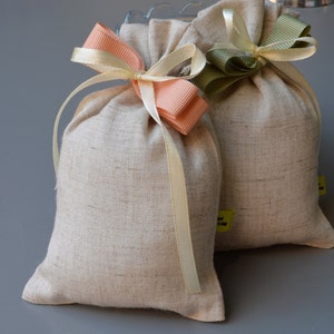 Bruiloft gunst - ruwe linnen mix tas - roze lint - confetti houder