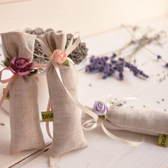 Sacchetto in misto lino profuma biancheria, profumatore, con fiori di  lavanda di Provenza essiccati, personalizzabile -  Italia