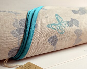 round tablecloth, finished with gros grain bias, maxi finished diameter, turquoise butterflies allover print with cushions, round tablecloth