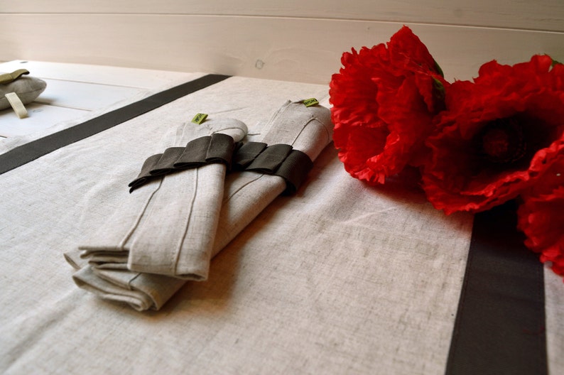 Mixed linen runner, table runner, linen tablecloth, serviettering, gift for Valentine's Day image 1