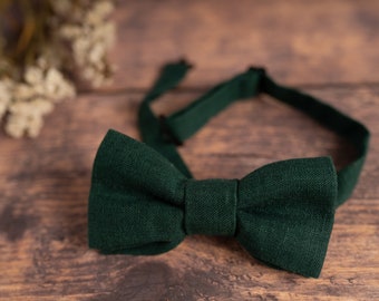 Dark Forest Green Linen Bow Tie