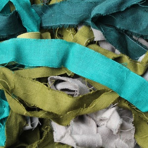 150g Linen Fabric Strip Packs, Frayed Ribbon Scraps for Crafting or Gift Wrap Greens