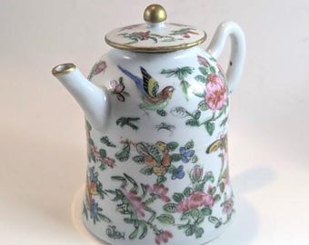 Rose Famille Teapot