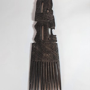 Tribal Carved Comb