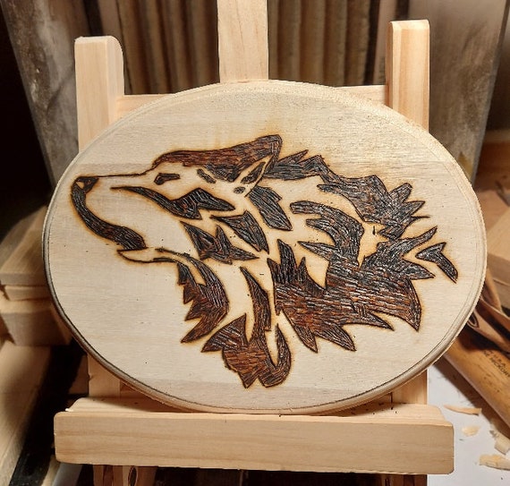 Totem Gord Wood Carving