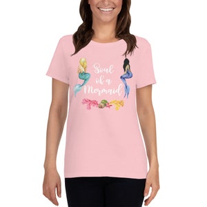Mermaid T-Shirt, Mermaid Shirt, Women&#39;s Graphic Shirts, Ladies Graphic Shirts, Gift Ideas, Cute Mermaid Shirts, Mermaid Tee
