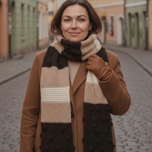 Knitted scarf patter, winter knit, long knitted scarf, beginner friendly pattern, popcorn stitch scarf, neck warmer, modern minimal scarf