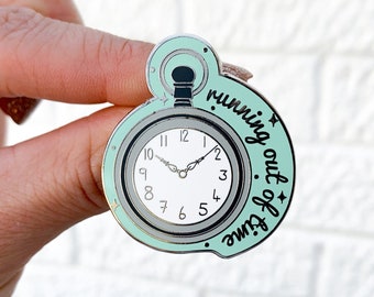 Broche de solapa esmaltado con la insignia "Se acabó el tiempo" de Hamilton Musical