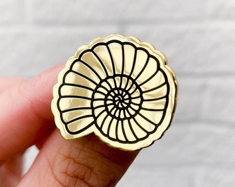 Golden Pyrite Fossil Ammonite Lapel Pin badge brooch Gold