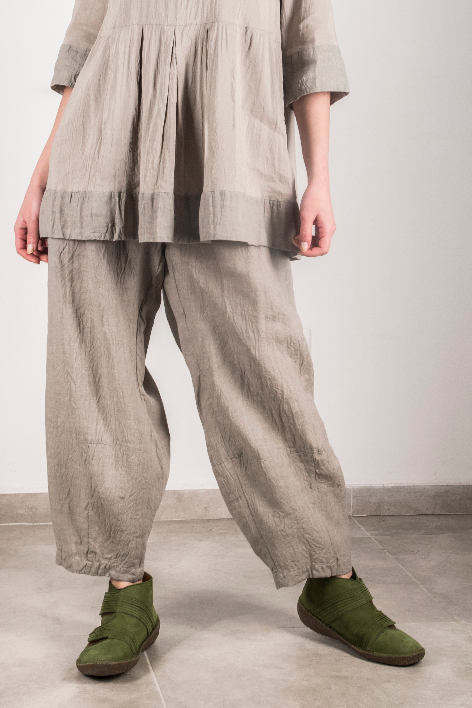 Old Euro Linen Wide Trousers Germany製 100 European Linen Wide-Leg Drawstring Pants | FIBFLX