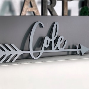 Pijl Naam teken | Gepersonaliseerde Arrow Wood Sign | Aangepaste pijlen | Wall Arrow Decor | Houten Pijl Teken | 8 Pijl Ontwerpen | 12 mm dik