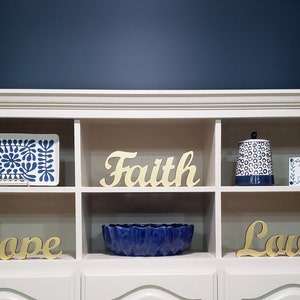 Letrero de madera personalizado, signos de palabras personalizadas, amor, esperanza, familia, letreros de madera personalizados, decoración de letreros de estante, letras independientes, 5 opciones de tamaño