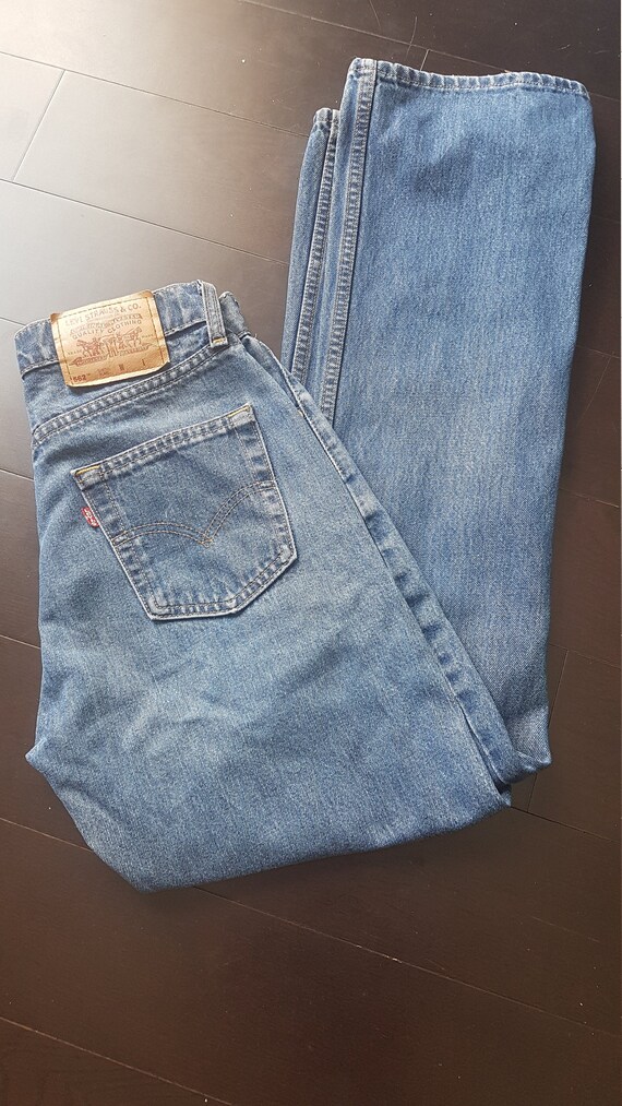 Rare Vintage 90s High Waisted Levis 562 
