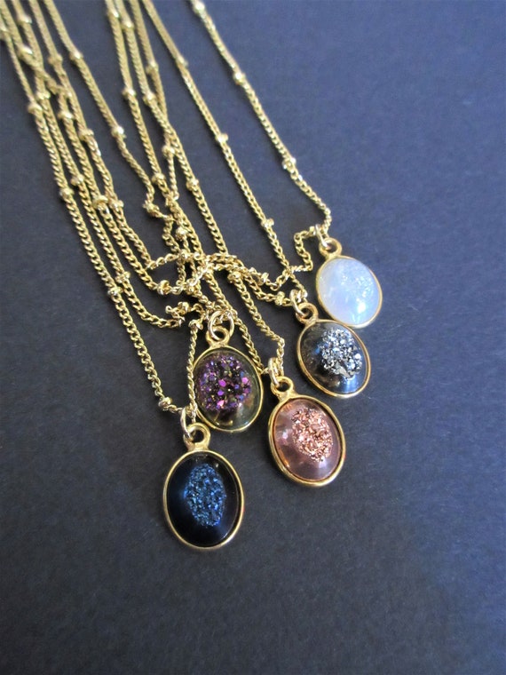 Colorful Oval Druzy Pendant On Gold Plated Satellite Chain - Oval Druzy Pendant Necklace Colorful Oval Druzy Pendant On Gold Plated Satellite Chain - Oval Druzy Pendant Necklace