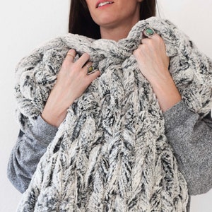 Chunky Sampler Blanket Crochet Pattern - Wintertide Throw – Mama In A Stitch