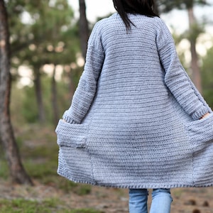 Long Crocheted Cardigan, Autumn Duster Cardigan Crochet Pattern, Easy Crocheted Sweater Pattern, Cozy Sweater Crochet Pattern