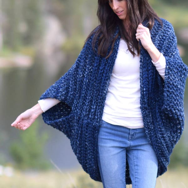 Cocon, Pull couverture, Modèle Cacoon au crochet, Haussement d’épaules au crochet, Modèle Cardigan facile, Pull en tricot chunky,