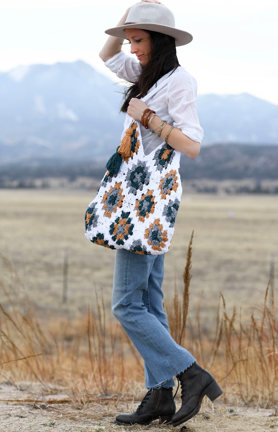 Magnolia tote sales