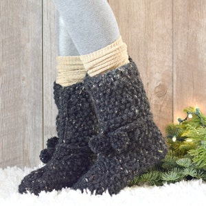 Mountain Chalet Knit Slipper Boots Pattern, Slipper Knitting Pattern, Easy Boot Knit Pattern, Knit Flat Slippers, Beginner Knit Slippers image 3