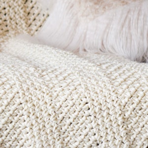 Alpenhaus Easy Crocheted Throw Blanket Pattern, Chunky Crochet Throw Blanket, Ripple Moss Stitch Blanket, Quick Crochet Blanket, Men, women image 4
