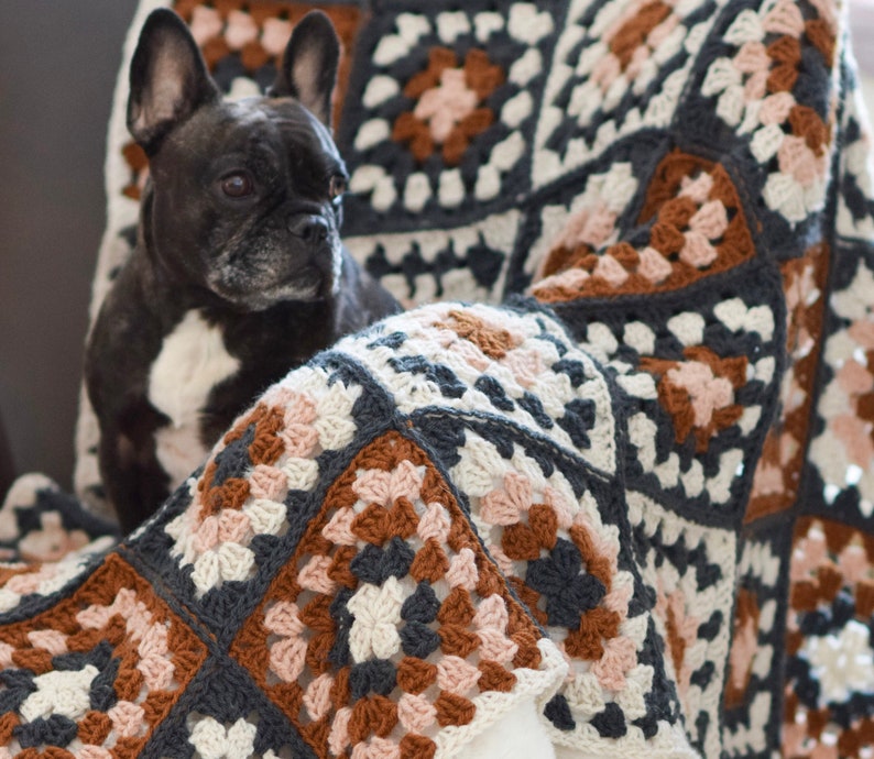 Granny Square Blanket, Nora Granny Square Throw Blanket Pattern, Granny Throw Pattern, Easy Granny Squares Afghan, Vintage Crochet Blanket image 1