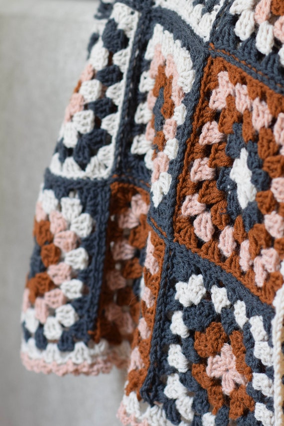 Granny Square Blanket Nora Granny Square Throw Blanket - Etsy 【予約販売】本 US Vintage Ivory Blanket Granny’s ラグ