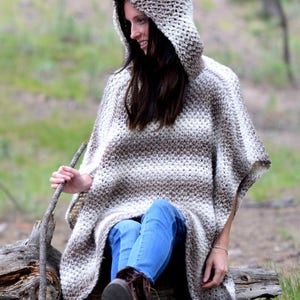 Crochet Pattern, Crocheted Poncho Pattern, Easy Crochet Poncho, Hoodie Crochet Pattern, Poncho with Hood, Beginner Crochet, Fall, Winter image 3