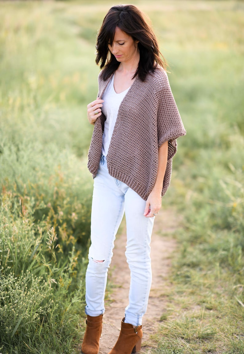 Vail Topper Crochet Pattern, Easy Cardigan Crochet Pattern, Light Cardigan, Fall Cardigan, Beginner Sweater, Shawl Style Cardigan imagem 1