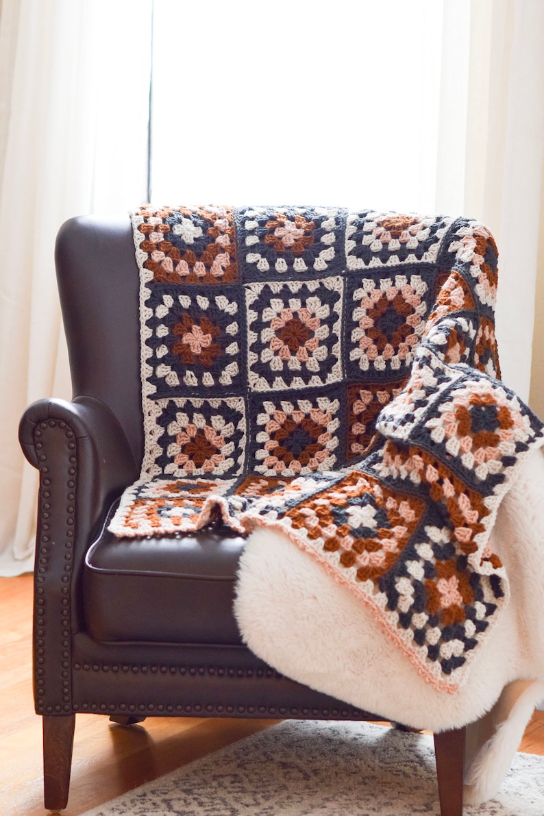 Granny Square Blanket, Nora Granny Square Throw Blanket Pattern, Granny Throw Pattern, Easy Granny Squares Afghan, Vintage Crochet Blanket image 5