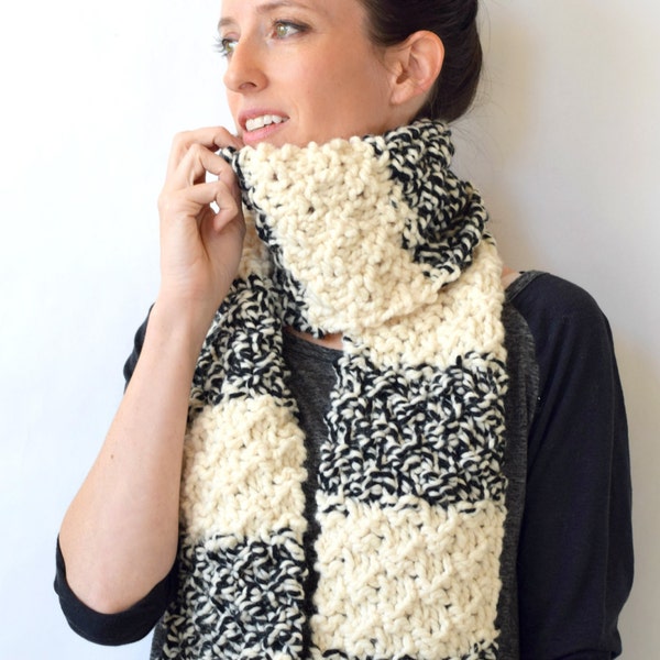 Easy Knit Scarf Pattern, Black and White Knit Scarf Pattern, Chunky Scarf Pattern, Beginner Scarf Pattern, Winter Scarf, Super Bulky Scarf