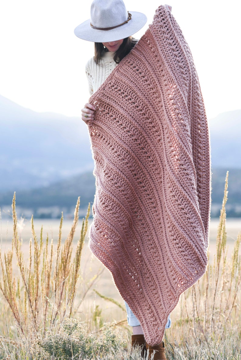 Colorado Throw Blanket Crochet Pattern, Crocheted Blanket Pattern, Chunky Blanket Pattern, Modern Crochet Throw, Quick Blanket Pattern image 4