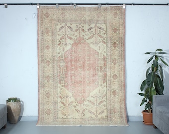 Handmade Pink Oushak Wool Rug: Vintage Turkish Area Rug (5'1x7'8 feet)