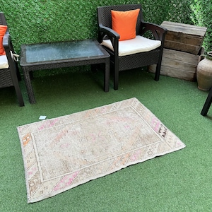 Small Vintage Turkish Wool Rug 3x4: Handmade Entryway Mat