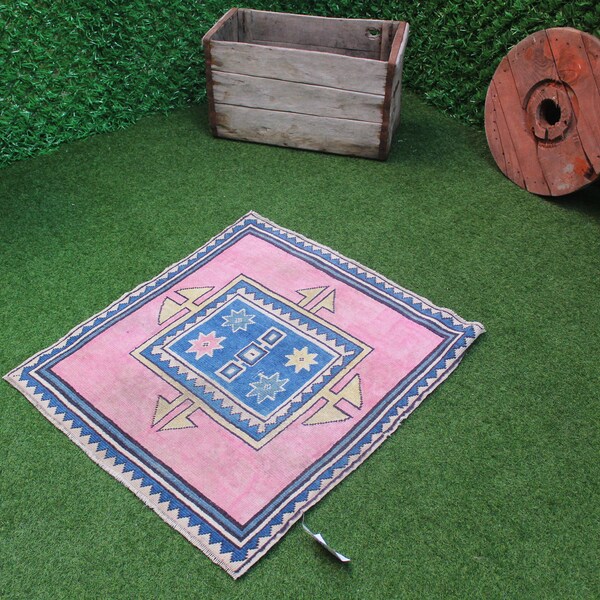 Pink and Blue Smal Oushak Rug 2''9x3 '' feet no 2019