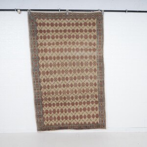 Vintage Oushak Rug: Handmade Wool Turkish Area Rug, Bohemian Tribal Decor (4&#39;&#39;x6&#39;7&#39;&#39; ft)