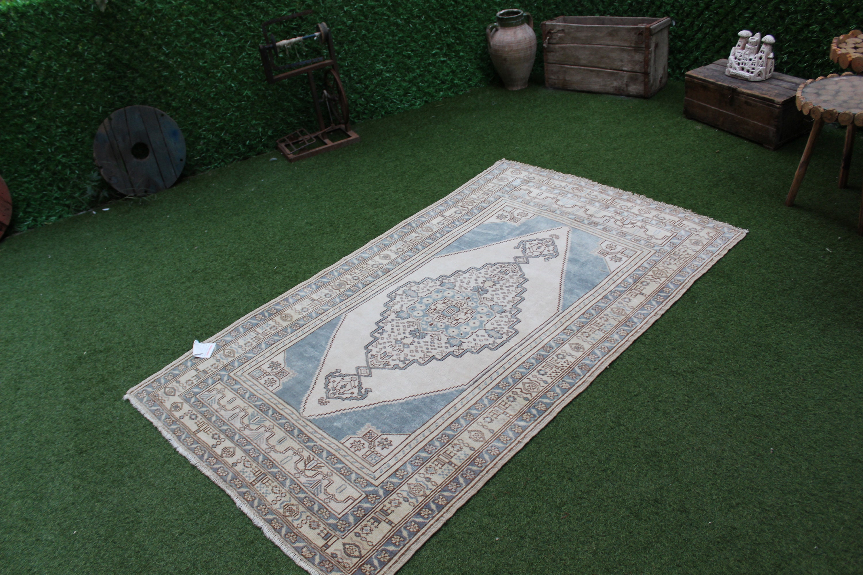 turc bleu Sourd, Tapis