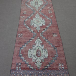 Vintage Oushak Runner Rug: Handmade Anatolian Wool Carpet (2&#39;10x11&#39;2 feet)