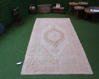 Muted Vintage Oushak Wool Rug: Hand-Knotted Turkish Rug No4310