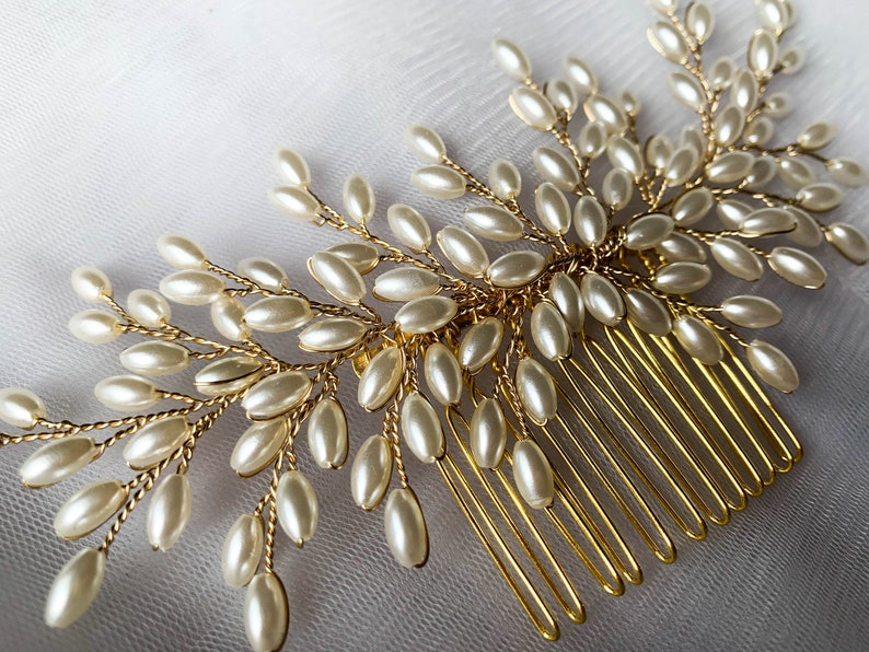 Pearl hair comb Bridal pearls headpiece Wedding hair Etsy