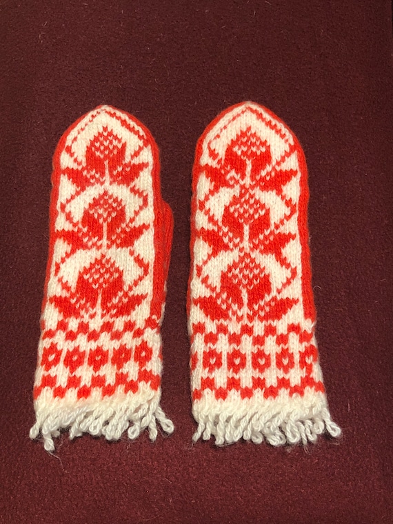 Hand Knit **WOOL** Mittens Vintage Scandinavian an