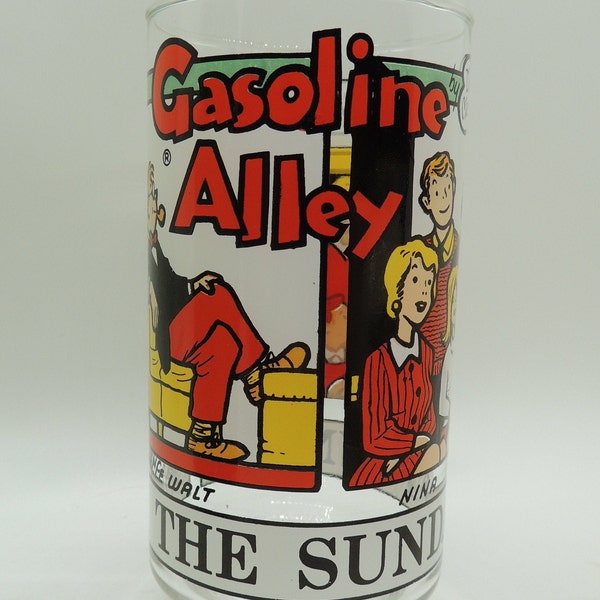 Vintage The Sunday Funnies Gasoline Alley by Dick Moores  Drinking Glass, The Chicago Tribune, Skeezix, Judy, Nina, Uncle Walt, Retro Glass
