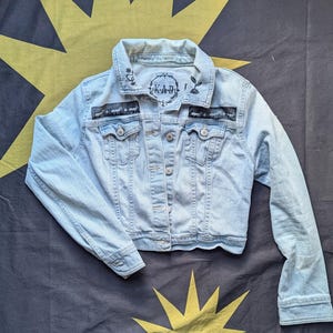 Insectos: chaqueta vaquera corta (talla S)