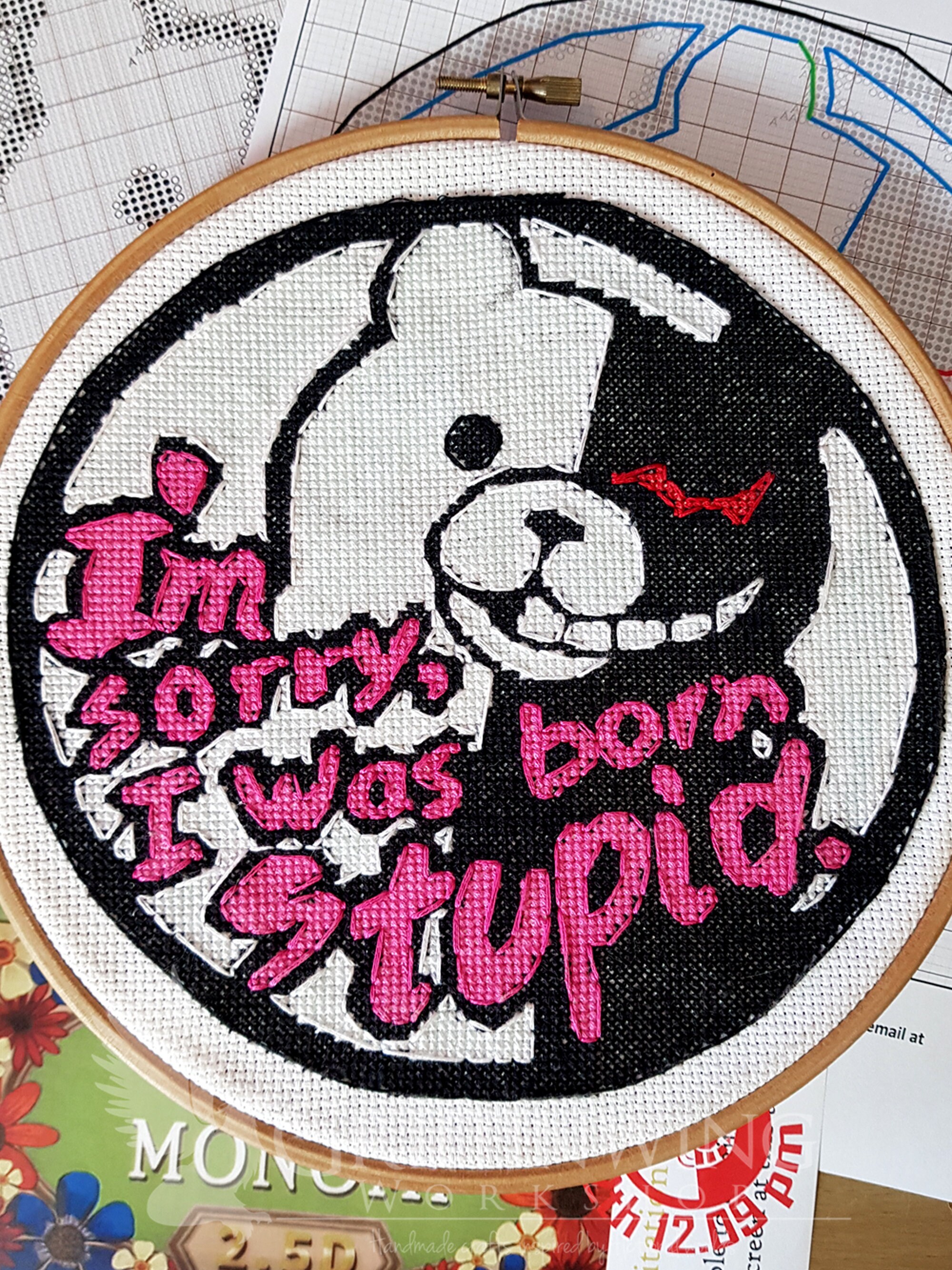 【海外限定】 Was I Sorry, I'm Born Pattern Stitch Cross Monokuma Stupid ライト・ランタン