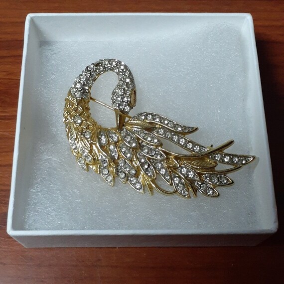 Qiwenr Kristall-Brosche In Weizenähren-Form – Elegant, Langlebig, Nickelfrei – Mit Strasssteinen, Ideal Für Kleider, Pullover Oder Jacken – Ein Echter Blickfang In Gold
