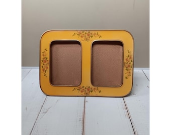 Vintage Bucklers Fifth Ave vintage Yellow Enamel 2 opening picture frame